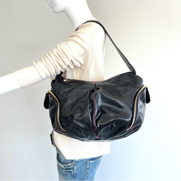 ISABELLA FIORE Black Patent Leather w Pink Stitches Side Pockets Domed Boho Tote - Picture 15 of 15